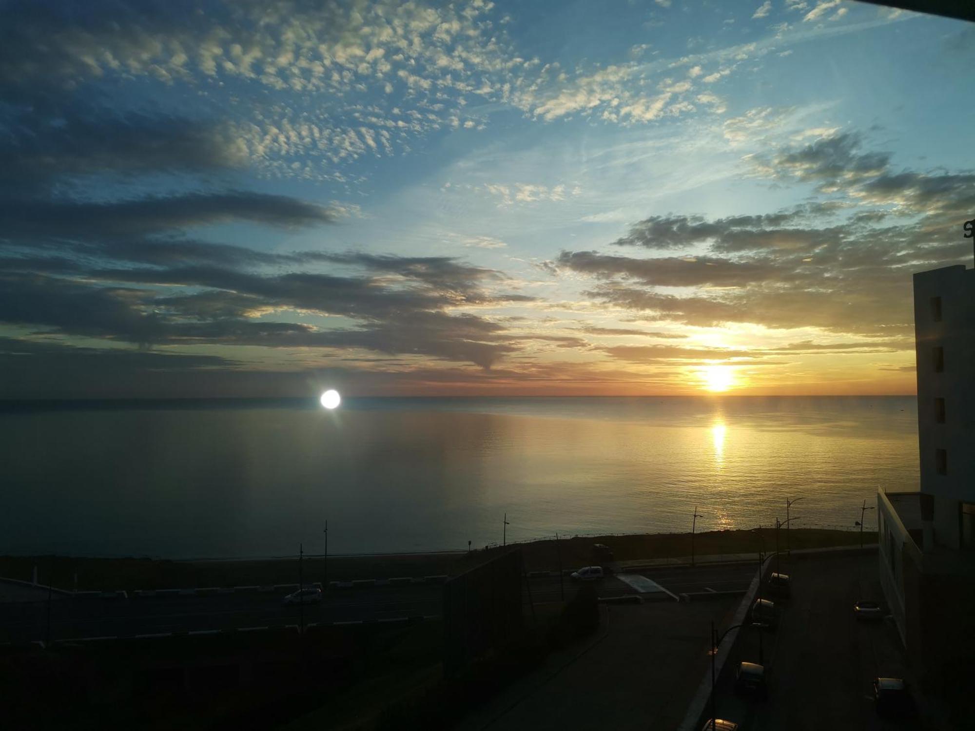 Appartf3 Vue Panoramique Sur Mer Residence Vista Del Mar Fnideq Bagian luar foto